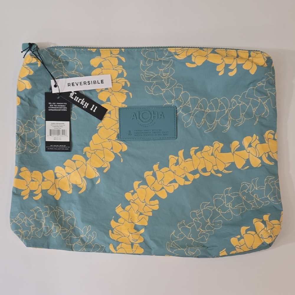 Lucky 11 Reversable Max Pouch in Puakenikeni Honey/Tide